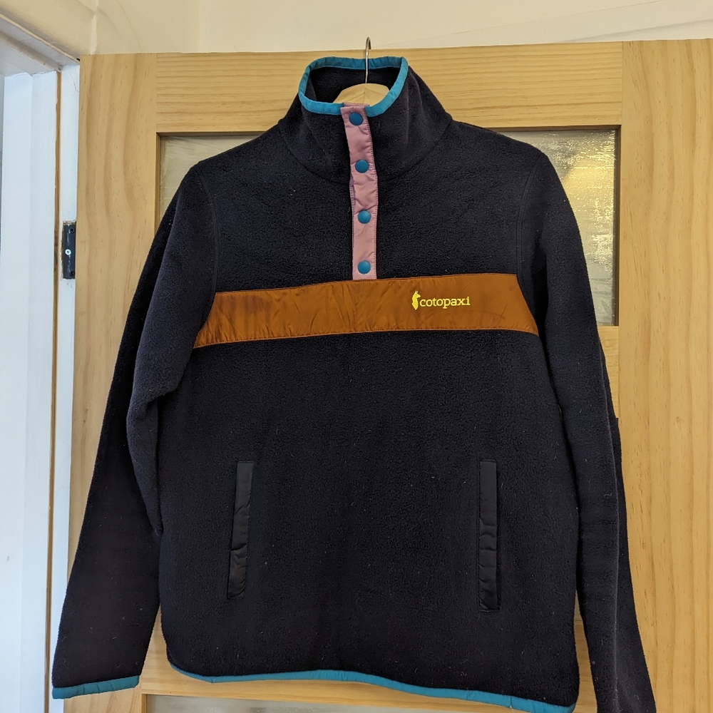 Cotopaxi medium snap pullover